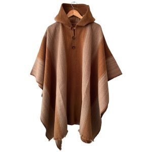 Poncho Artesanal de lana | con capucha | modelo Del Valle | hecho en Chile