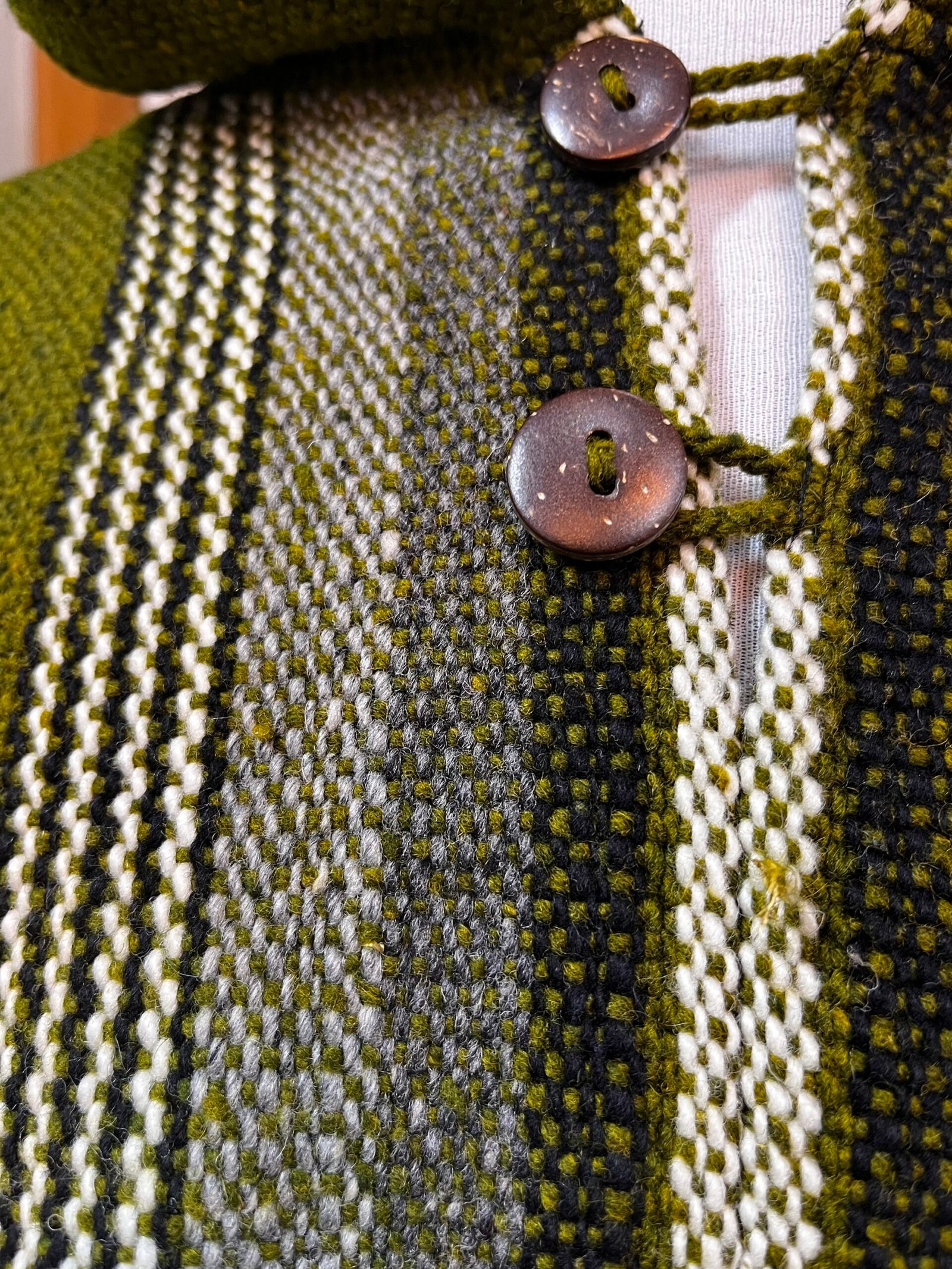 Poncho artesanal | lana de oveja | modelo Cordillera - Imagen 2