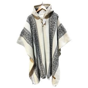Poncho artesanal | lana de oveja | modelo Patagonia