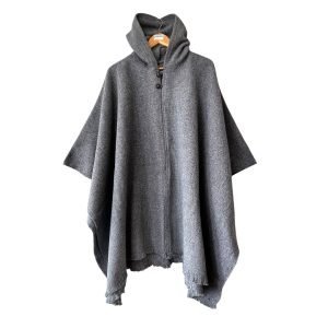 Poncho artesanal | lana de oveja | modelo Cordillera