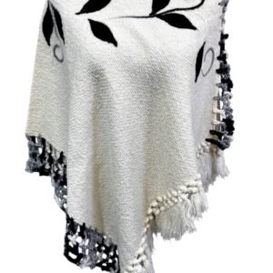 Poncho artesanal de lana | modelo Copihue | tejido en telar en Chile