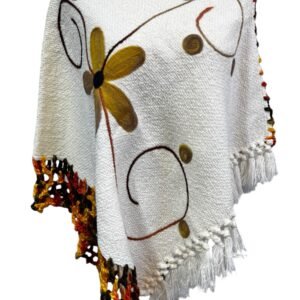 Poncho artesanal de lana | modelo Copihue | tejido en telar en Chile